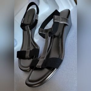 Alfani mettalic sandals size 8